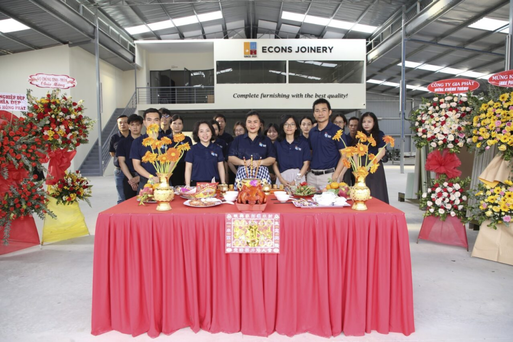 Econs Joinery Inauguration - Offering ceremony with Econs members