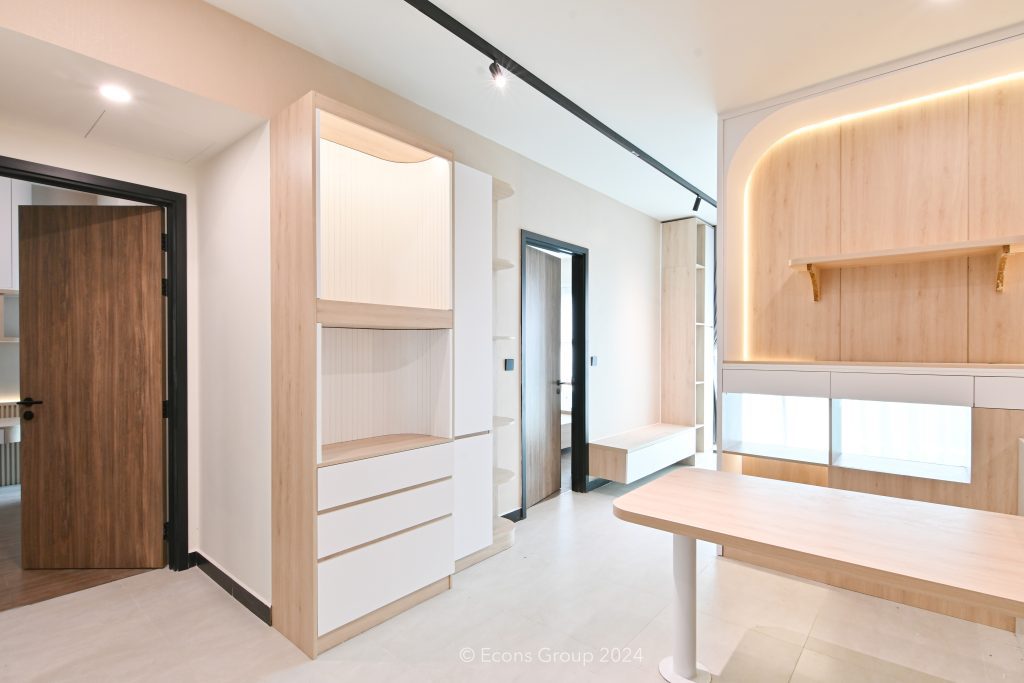 Curved ceiling and wall transition detail in De La Sol Apartment interior design